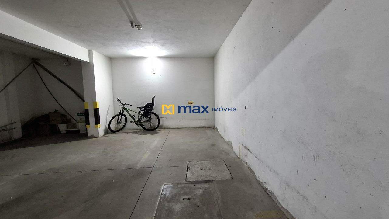 Apartamento para aluguel no Centro: Garagem