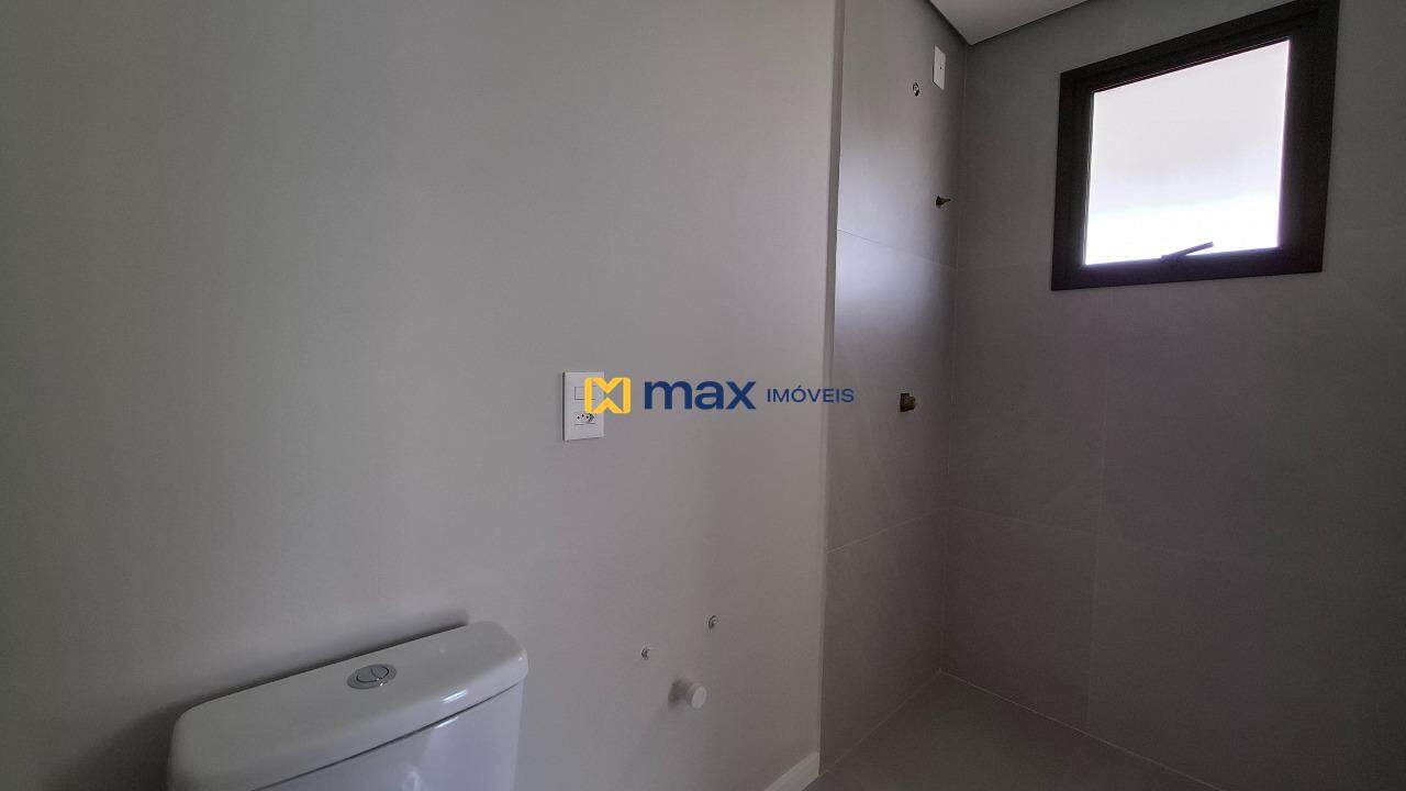 Apartamento à venda no Praia Brava: Banheiro suíte 2