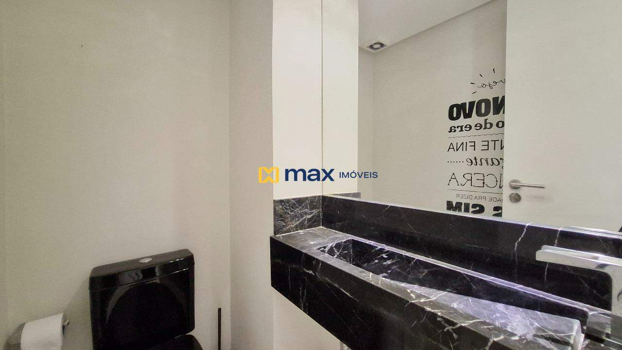 Apartamento à venda no Centro: Lavabo