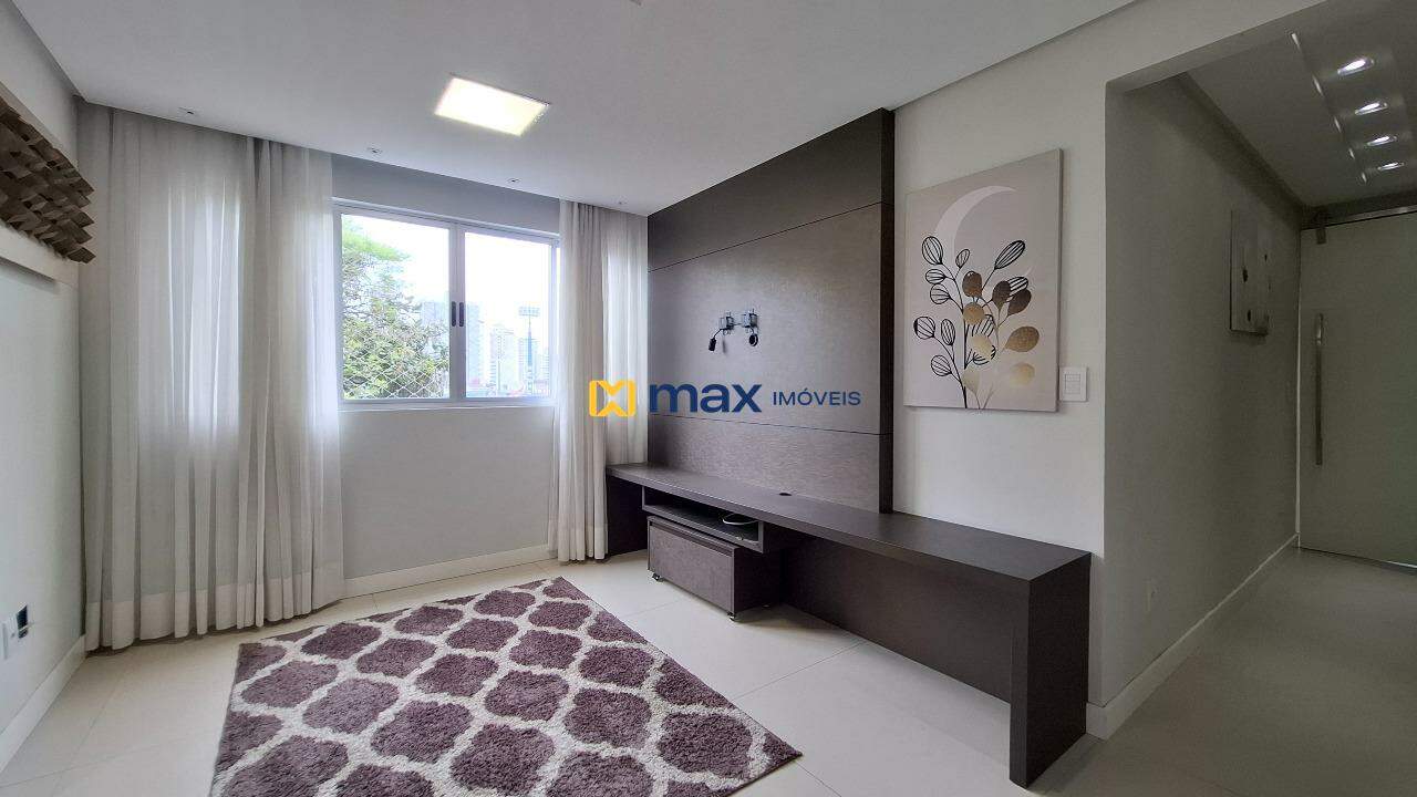 Apartamento à venda no Centro: Living