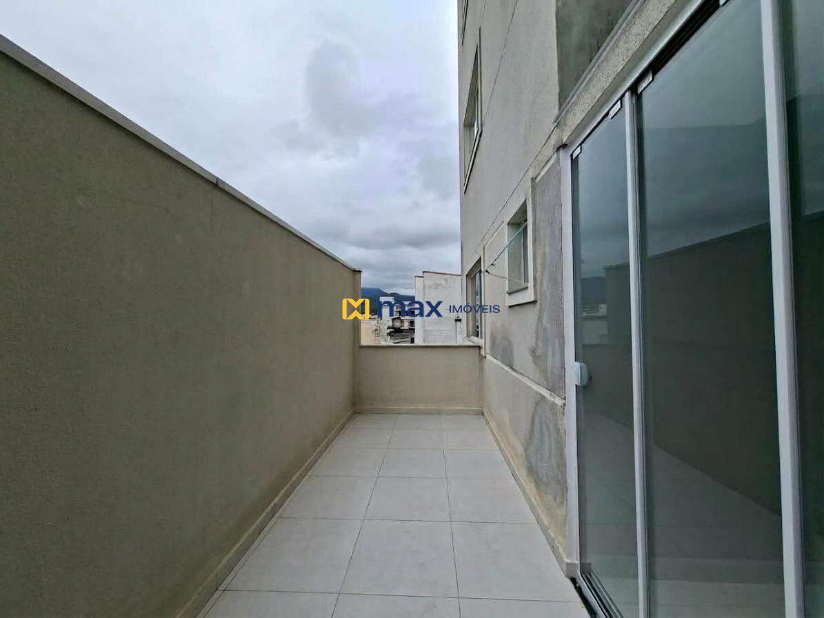Apartamento para aluguel no Santa Regina: terraço