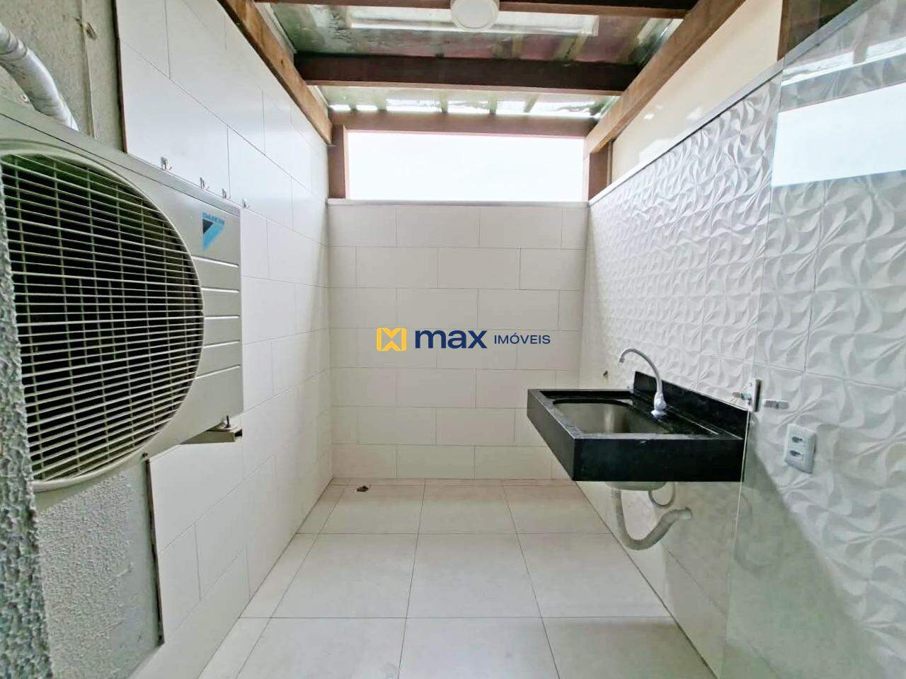 Apartamento para aluguel no Santa Regina: área de serviço