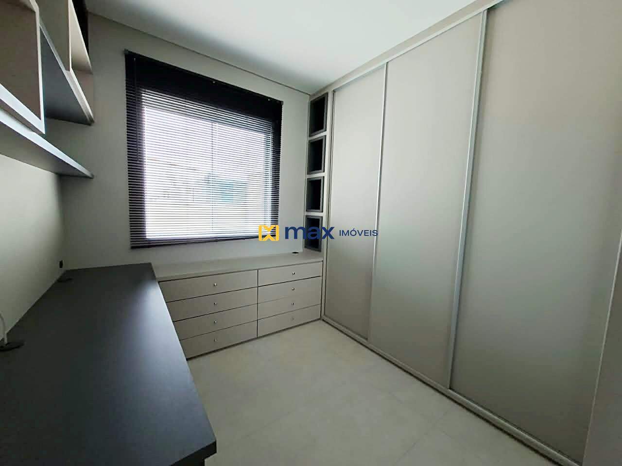 Apartamento para aluguel no Santa Regina: closet