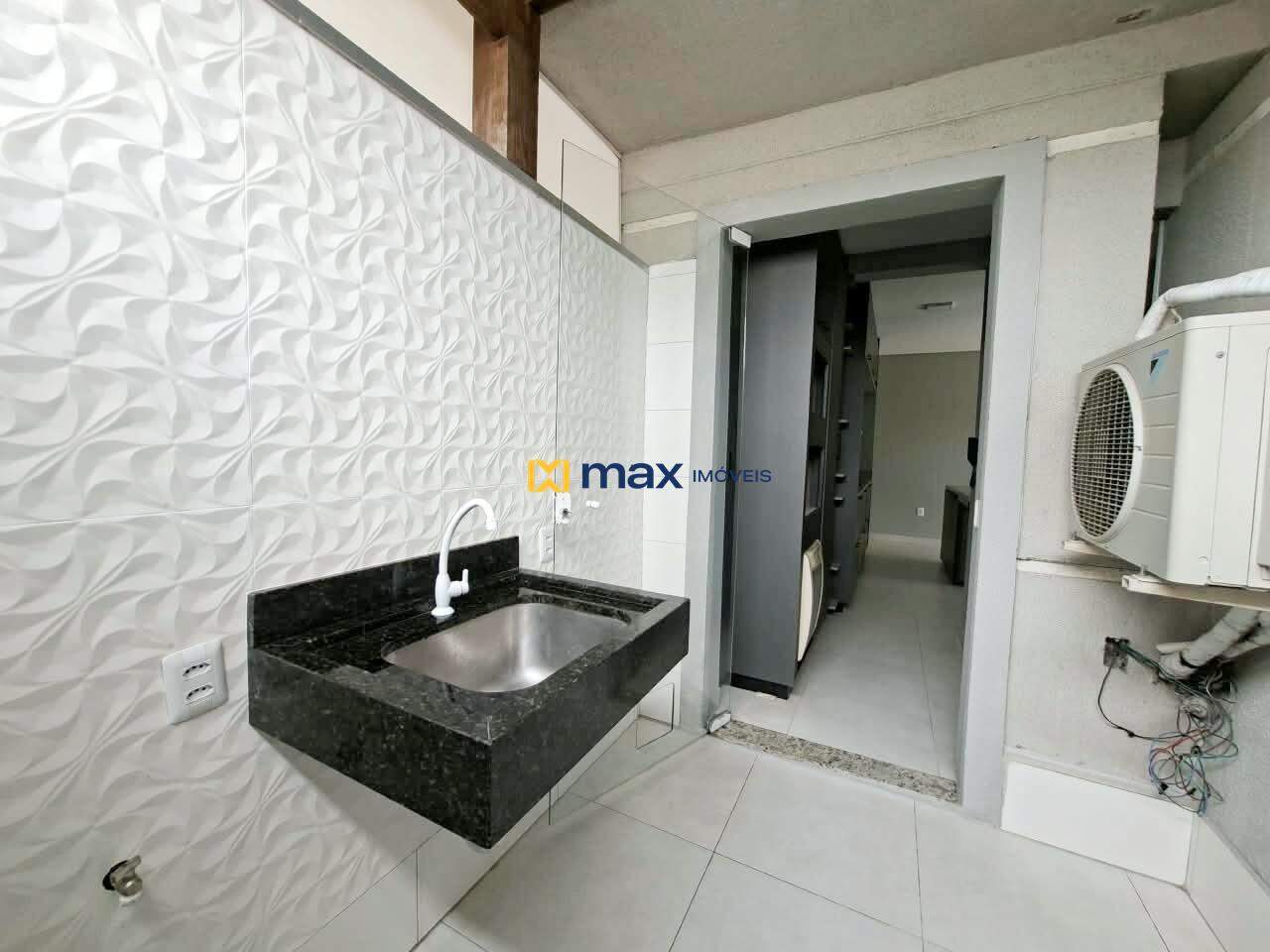 Apartamento para aluguel no Santa Regina: área de serviço