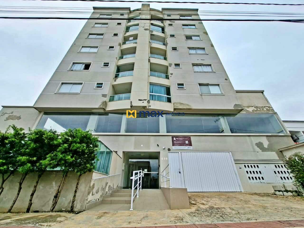 Apartamento para aluguel no Santa Regina: fachada