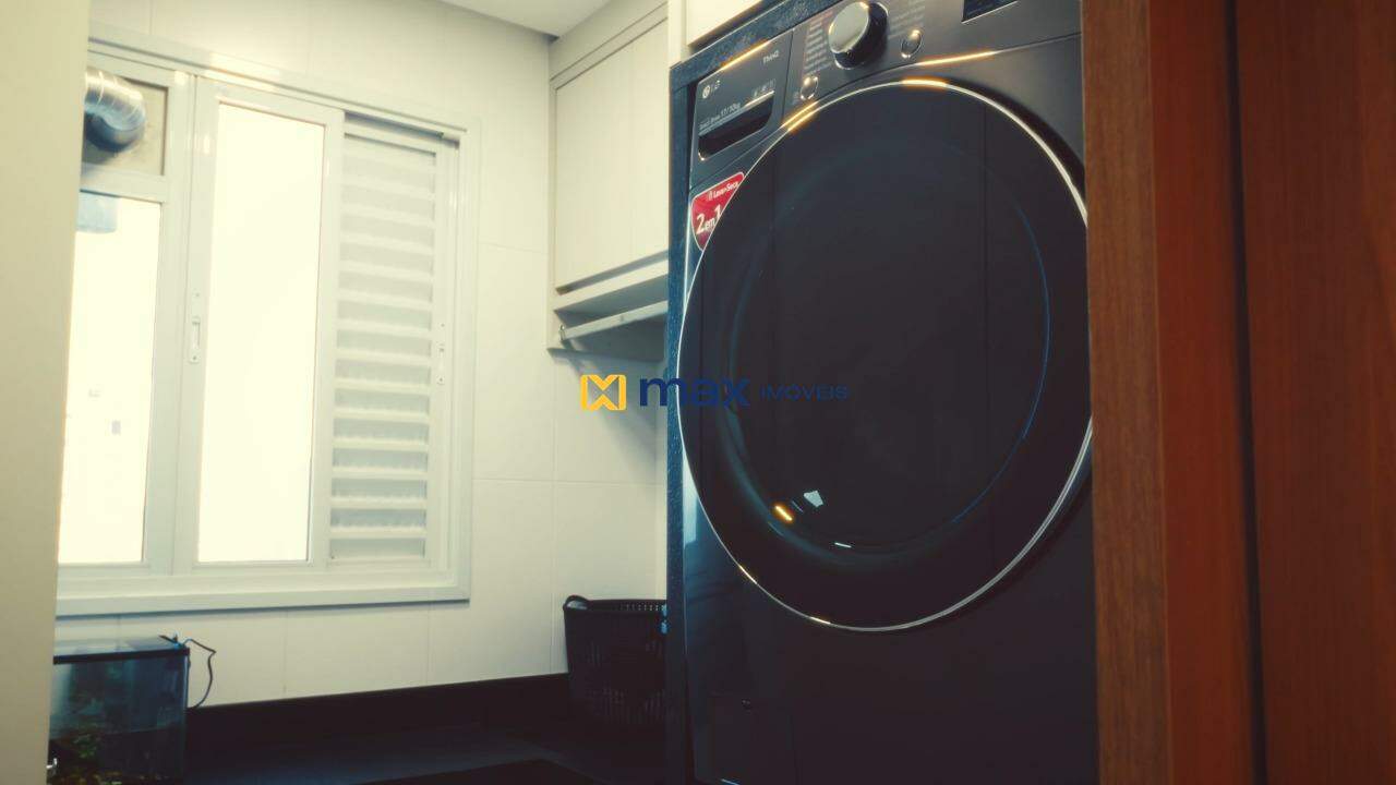 Apartamento à venda no Fazenda: Lavanderia