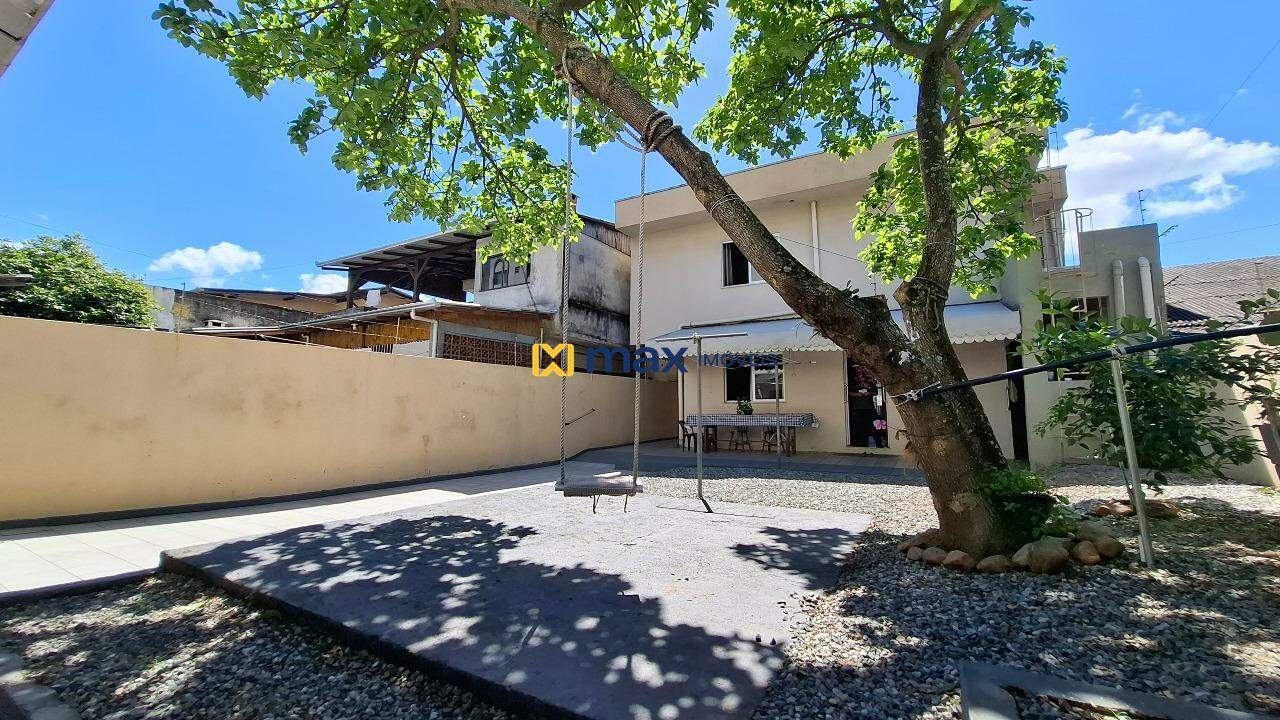 Casa à venda no Cordeiros: Área externa