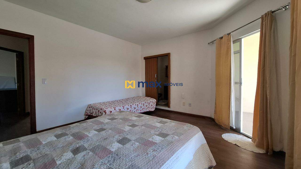 Casa à venda no Cordeiros: Suíte