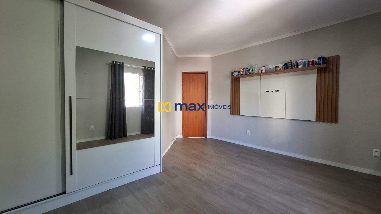 Casa à venda no Cordeiros: Dormitório 2