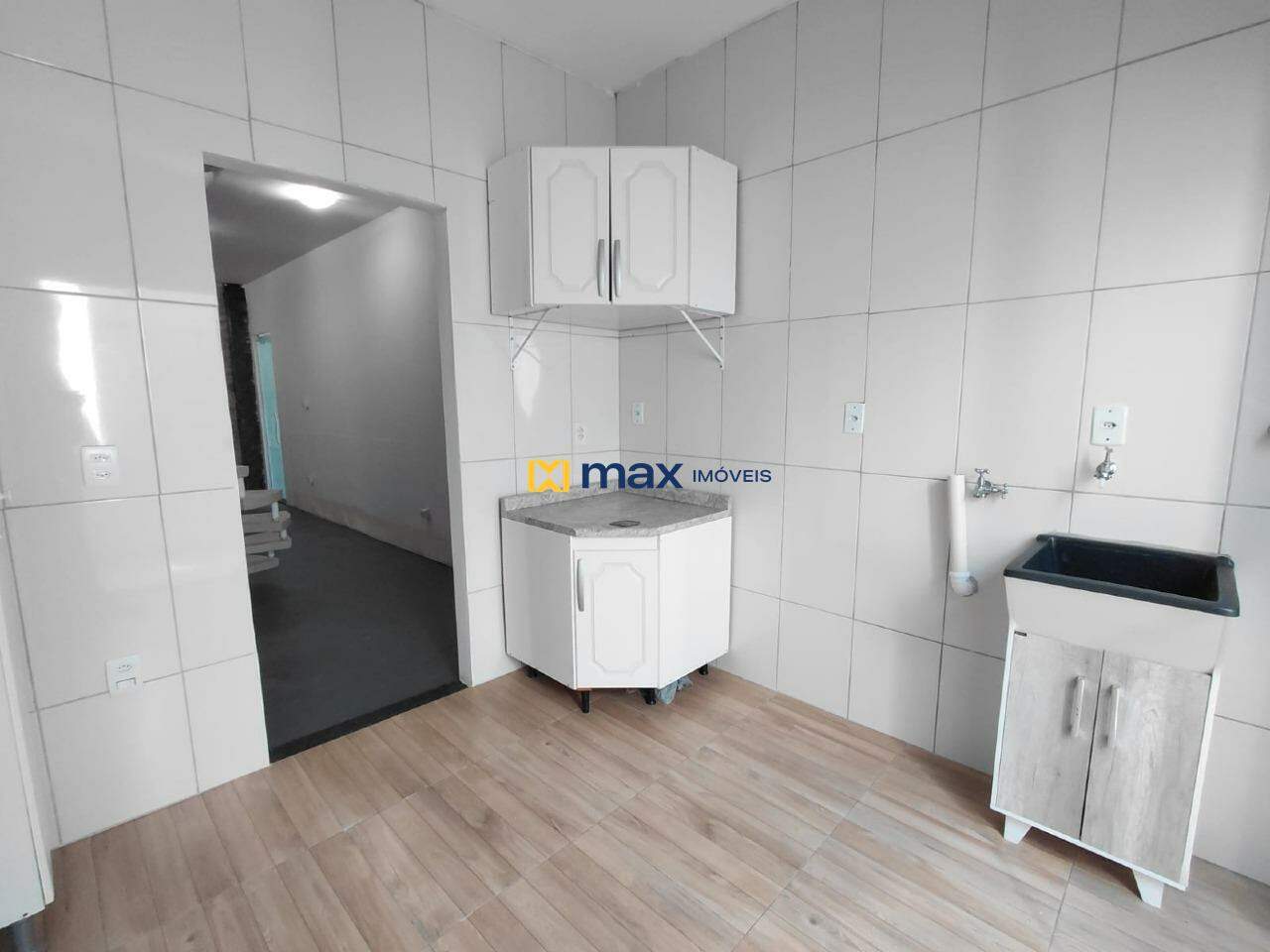 Casa para aluguel no Meia Praia: Lavanderia