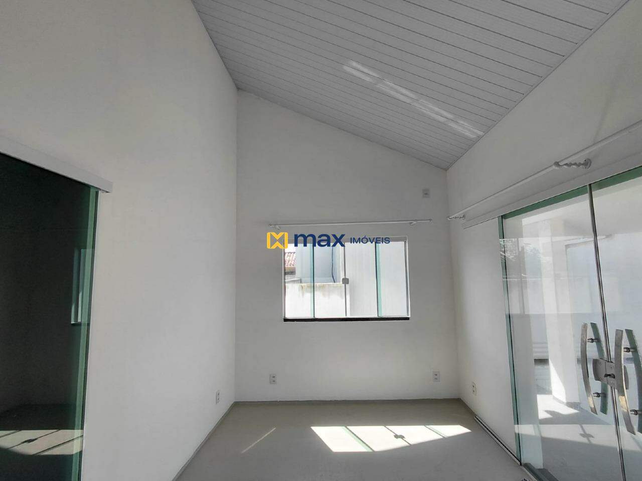 Casa para aluguel no Meia Praia: Quarto 4 frente
