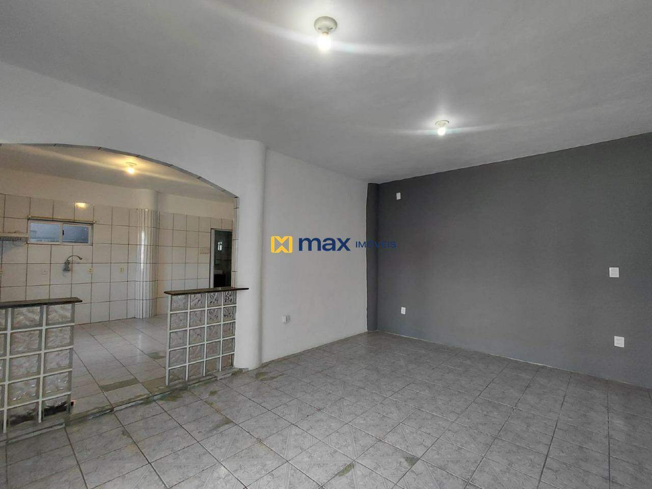 Casa para aluguel no Meia Praia: Sala