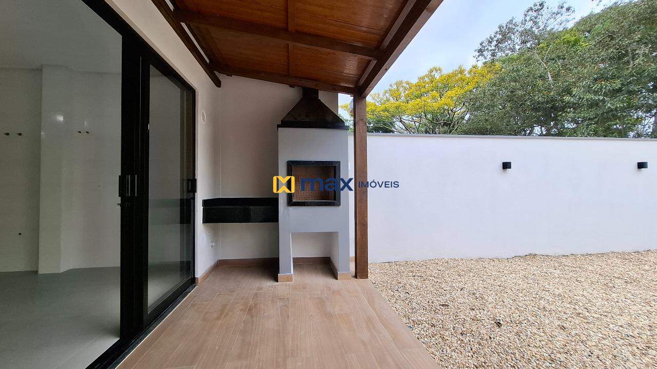 Casa à venda no Itaipava: Área externa