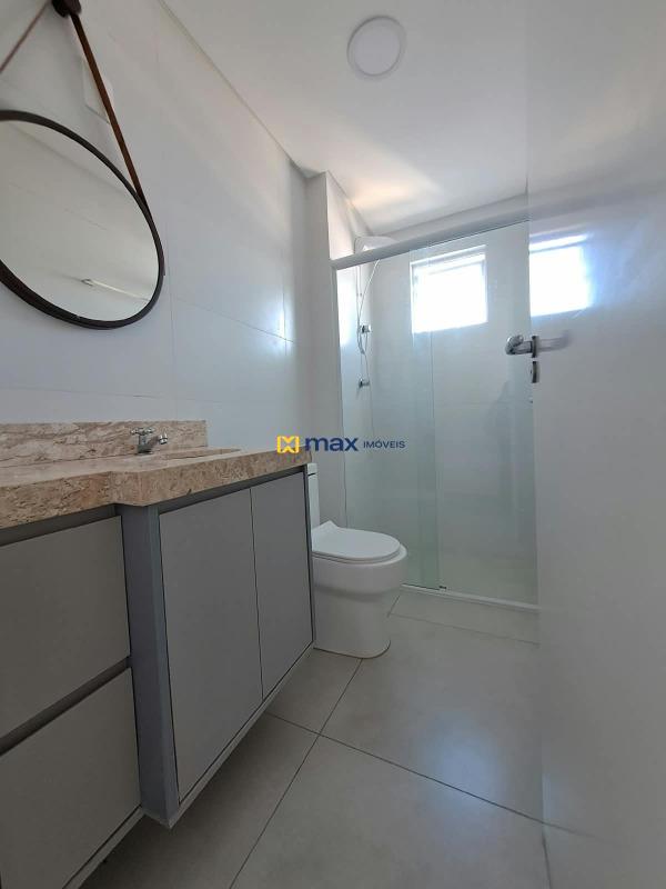 Apartamento para aluguel no Centro: Banheiro suite