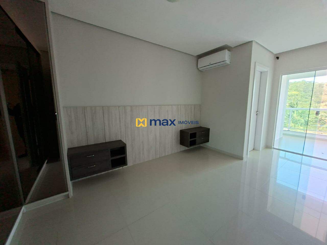 Apartamento para aluguel no Cabeçudas: Suíte 1