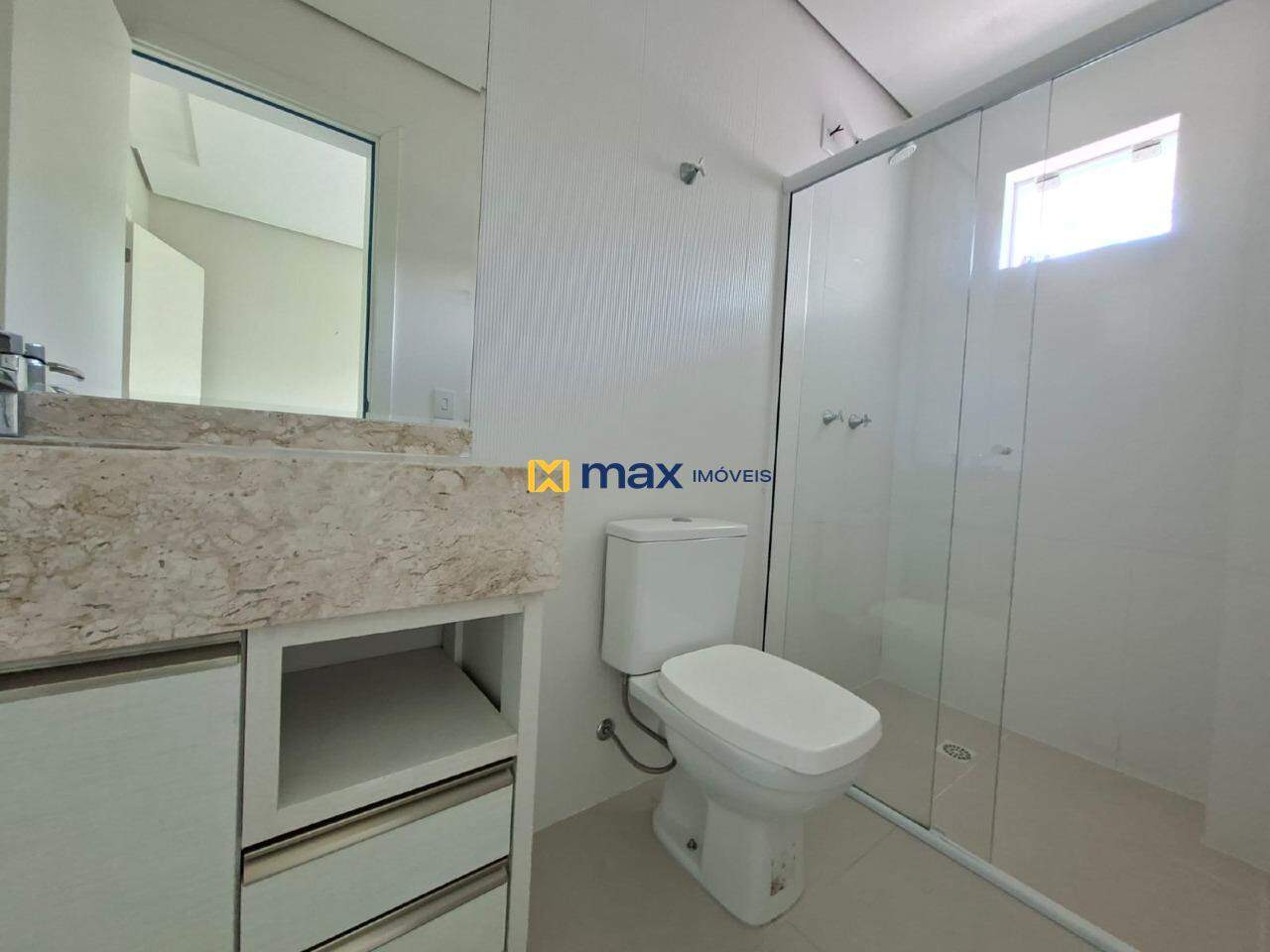 Apartamento para aluguel no Cabeçudas: Banheiro da Suíte 3