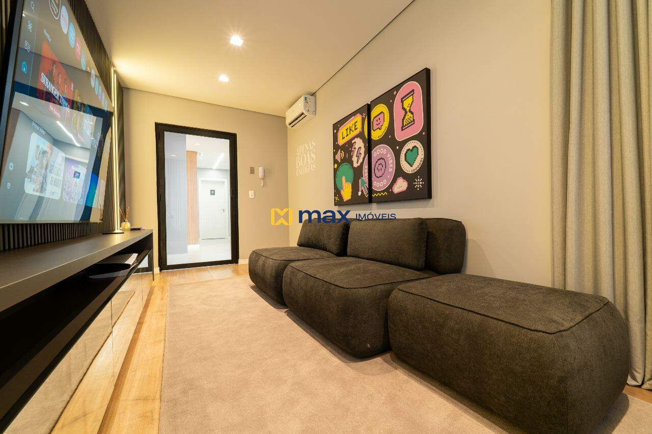 Apartamento à venda no Armação Itapocoroy: Sala de jogos