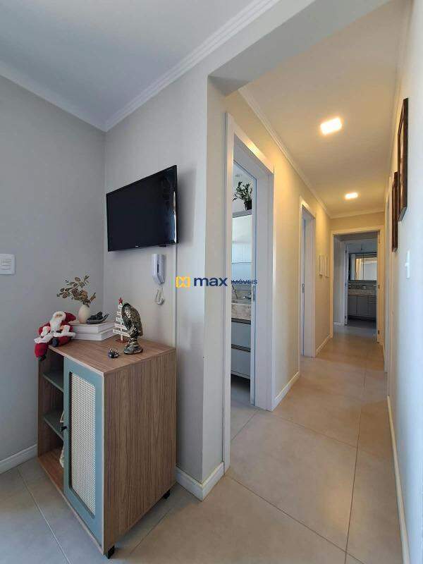 Apartamento à venda no Centro: acesso aos dormitorios