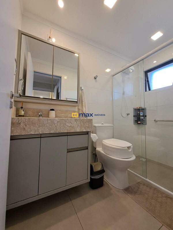 Apartamento à venda no Centro: Banheiro da suite