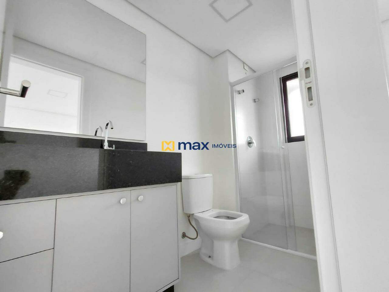 Apartamento para aluguel no Centro: Banheiro suíte
