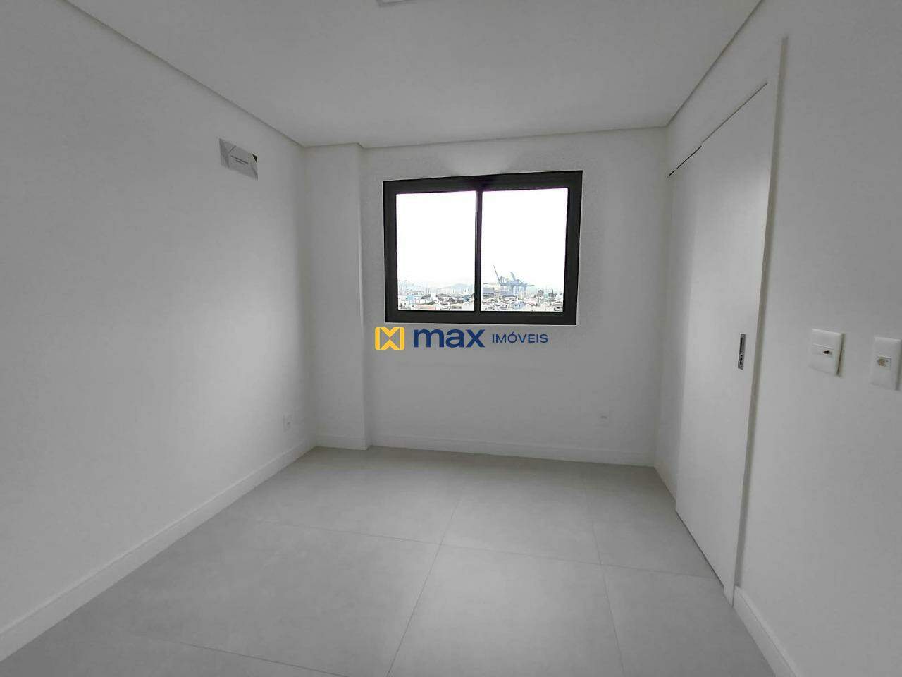Apartamento para aluguel no Centro: Demi suíte