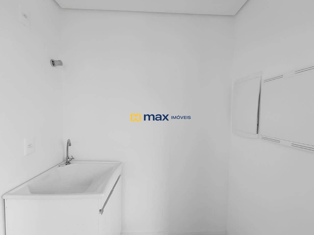 Apartamento para aluguel no Centro: Lavanderia