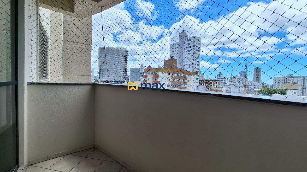 Apartamento à venda no Centro: Sacada