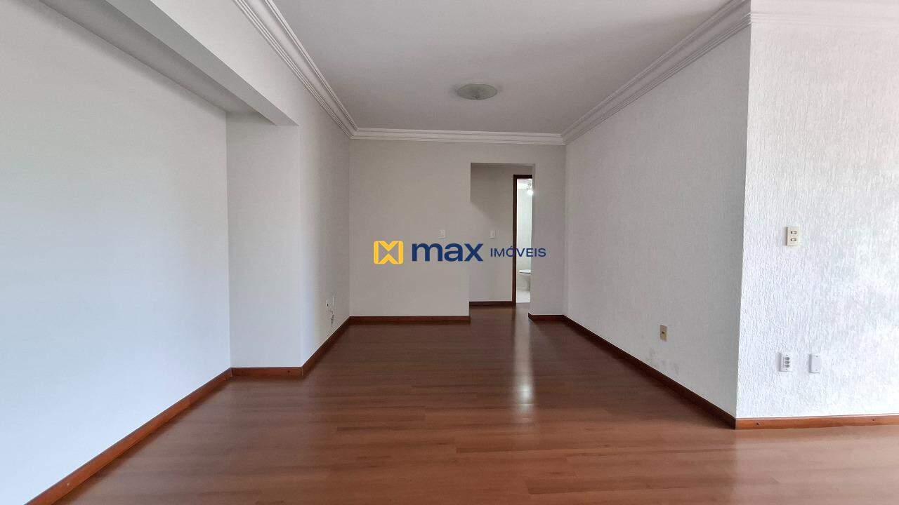 Apartamento à venda no Centro: Living