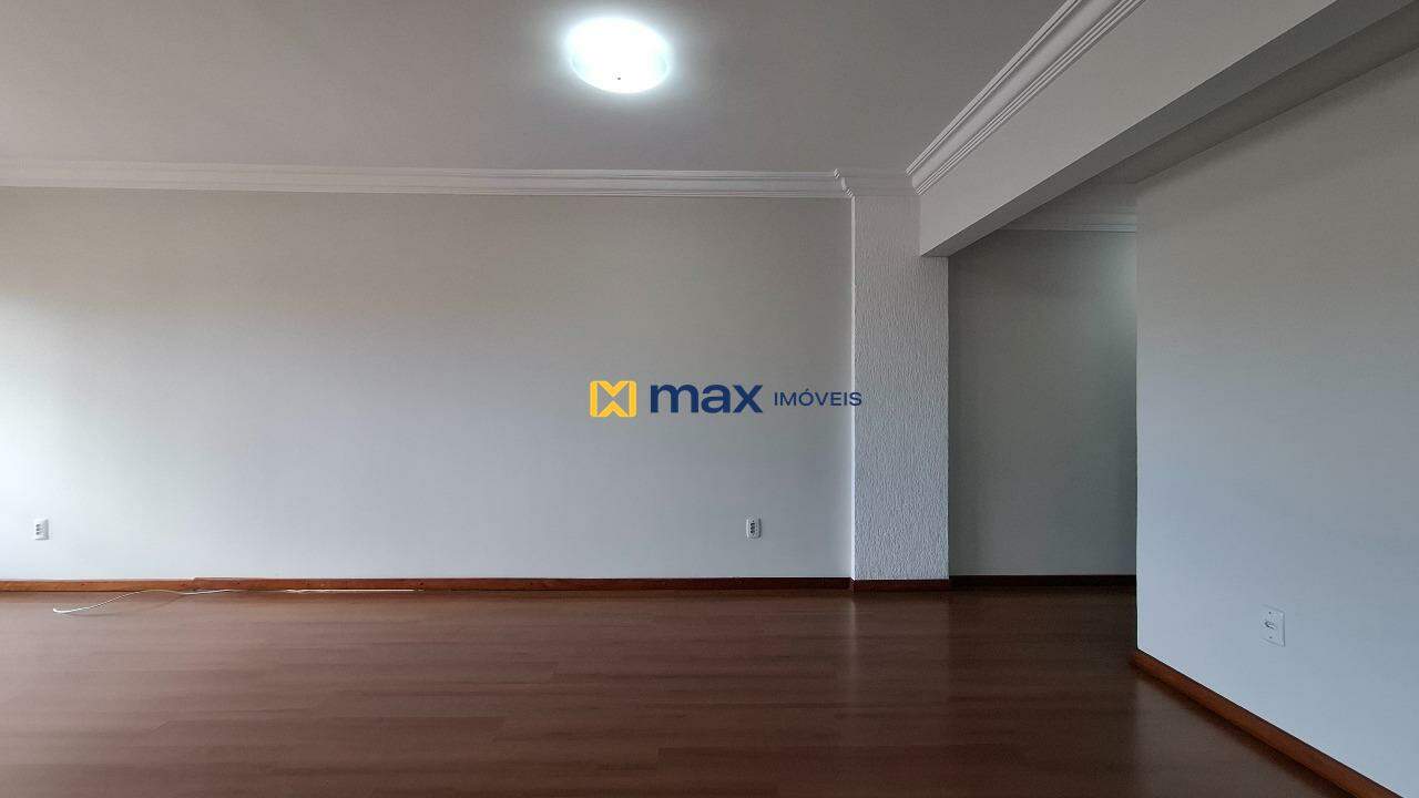 Apartamento à venda no Centro: Living