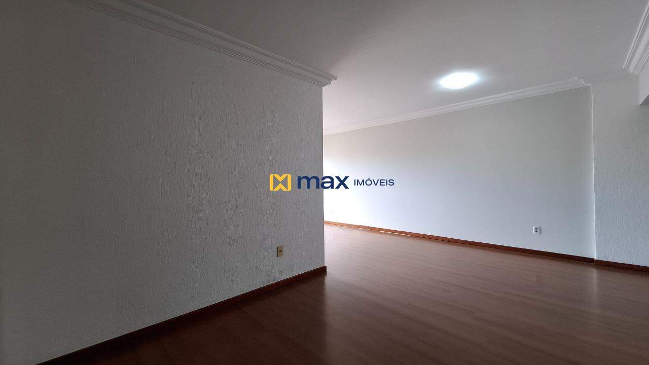 Apartamento à venda no Centro: Living