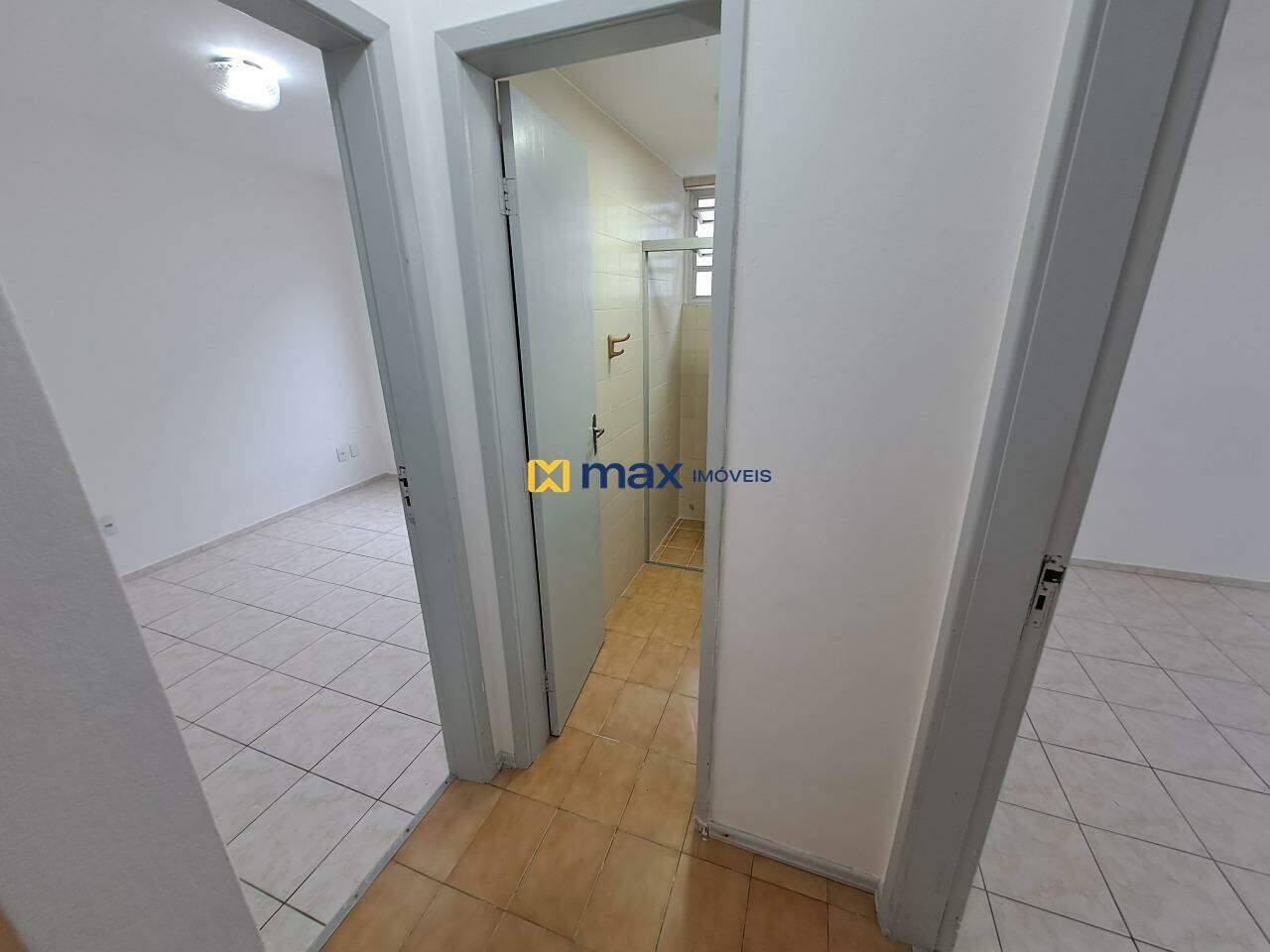 Apartamento para aluguel no Fazenda: Hall dos Quartos