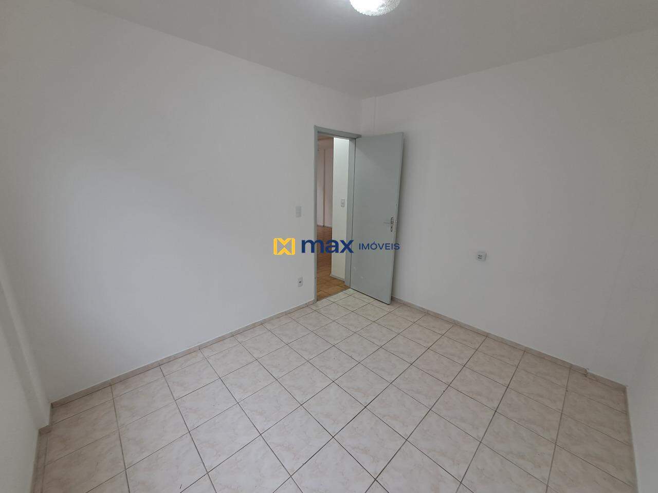 Apartamento para aluguel no Fazenda: Quarto 1