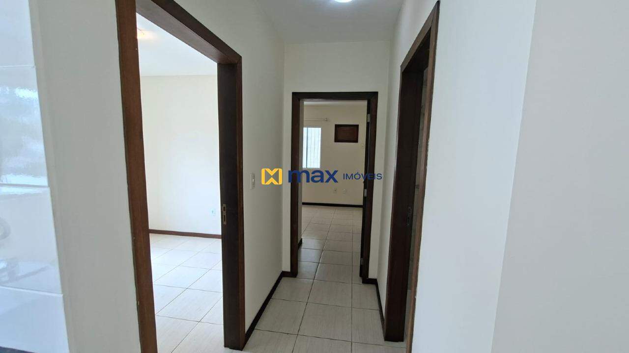 Apartamento para aluguel no Centro: Hall dos Quartos