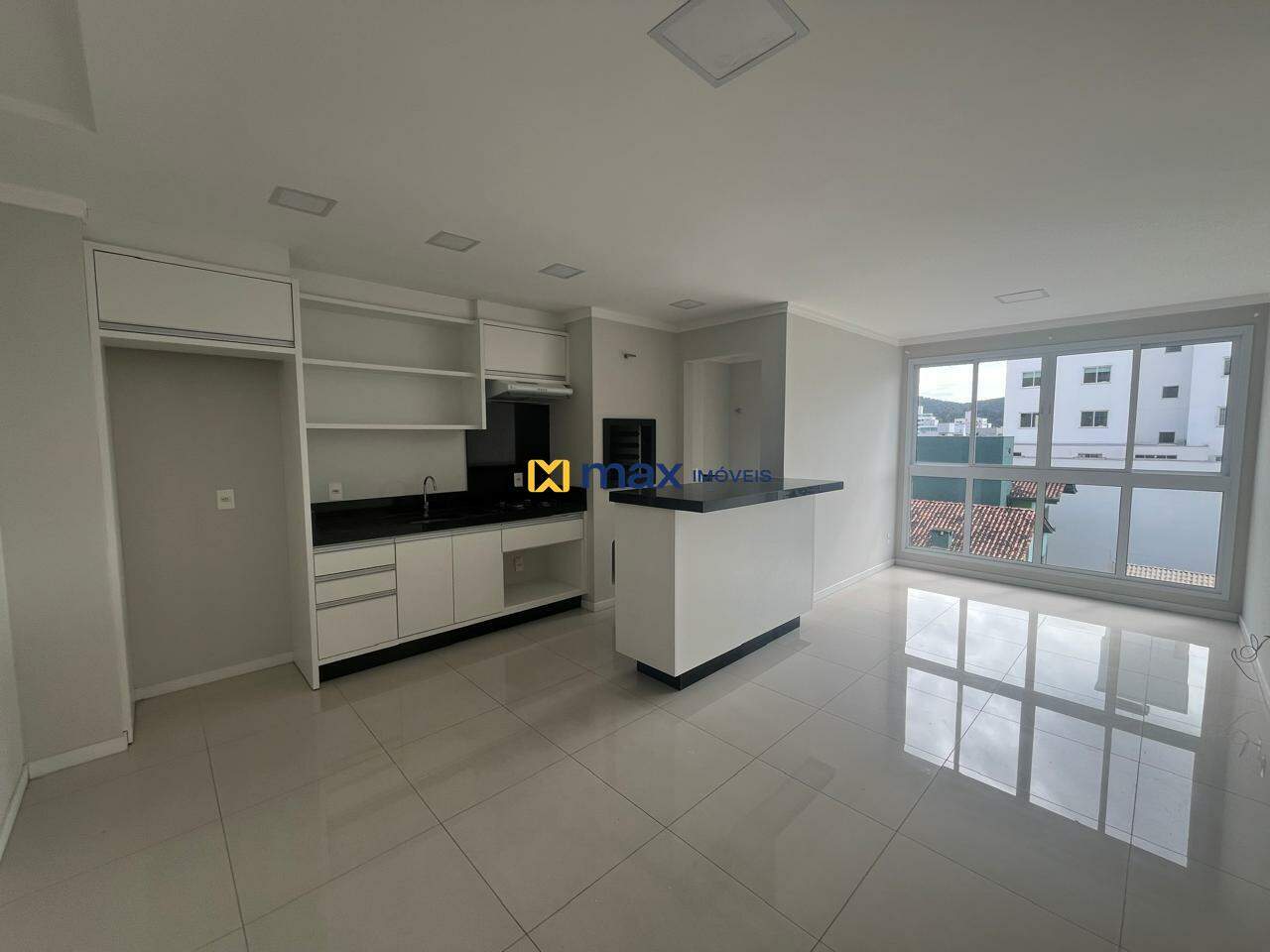 Apartamento para aluguel no Nações: 