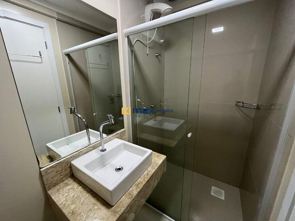 Apartamento para aluguel no Nações: 