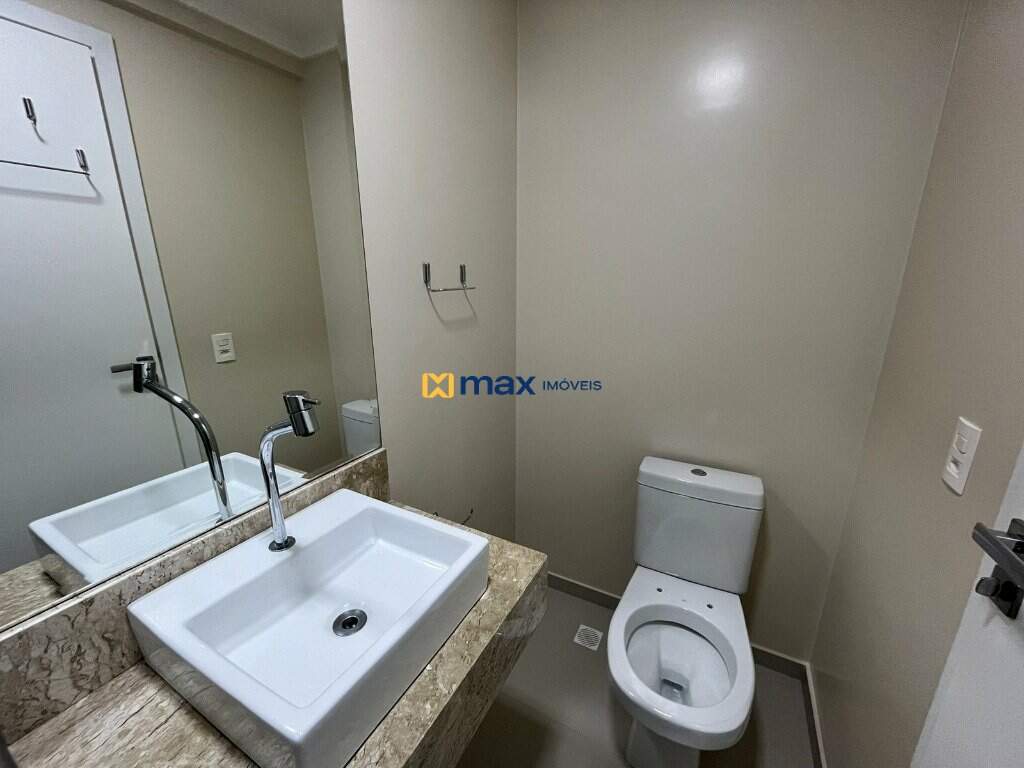 Apartamento para aluguel no Nações: 