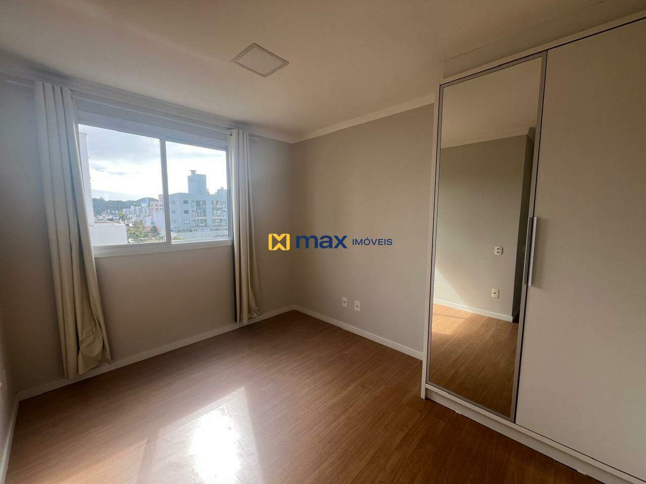 Apartamento para aluguel no Nações: 