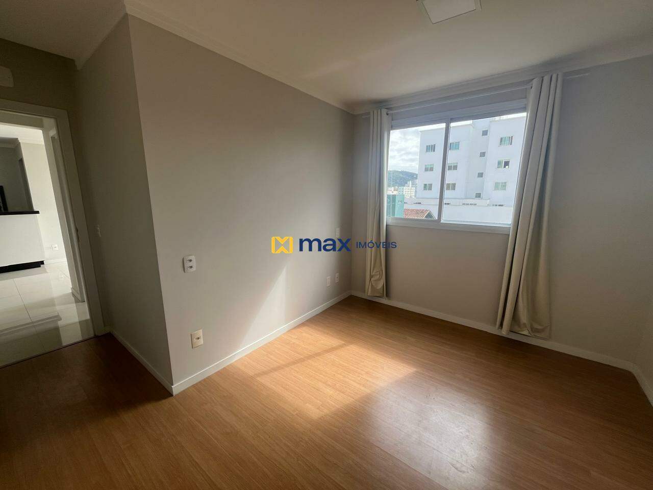 Apartamento para aluguel no Nações: 
