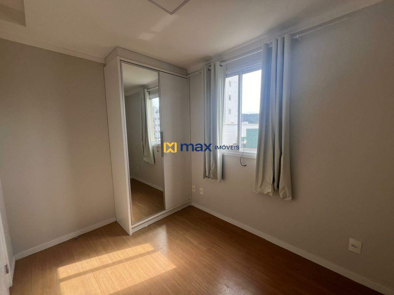 Apartamento para aluguel no Nações: 