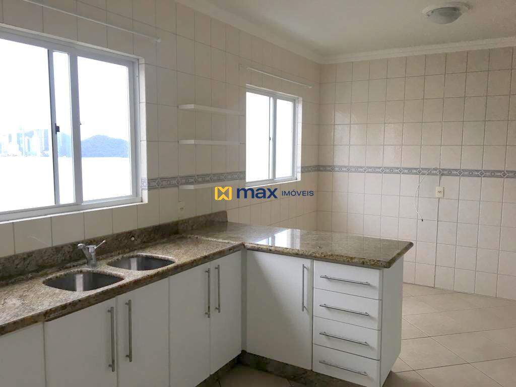 Apartamento para aluguel no Centro: 