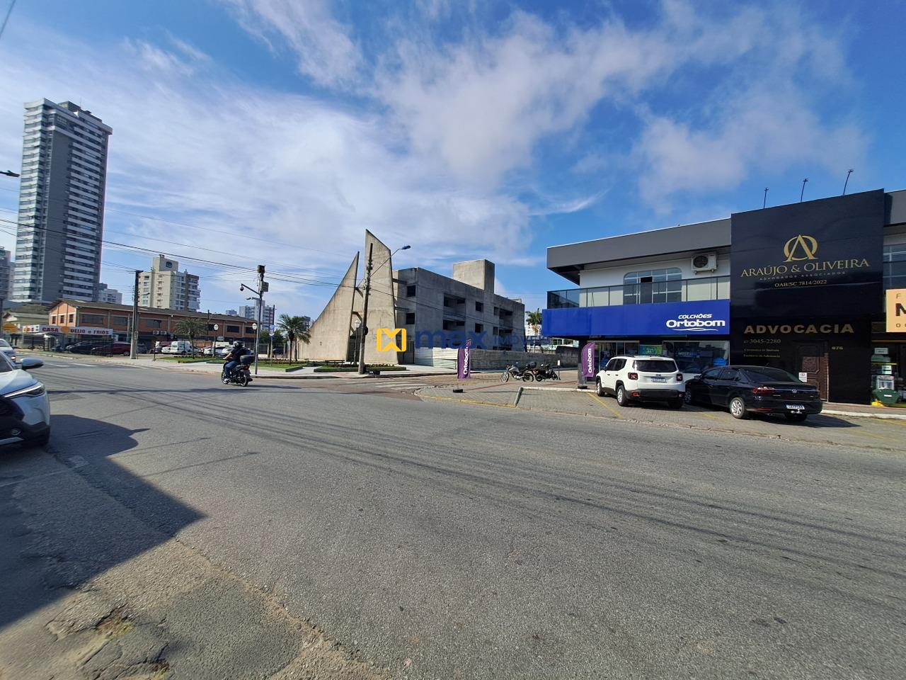 Sala para aluguel no São Judas: Fachada