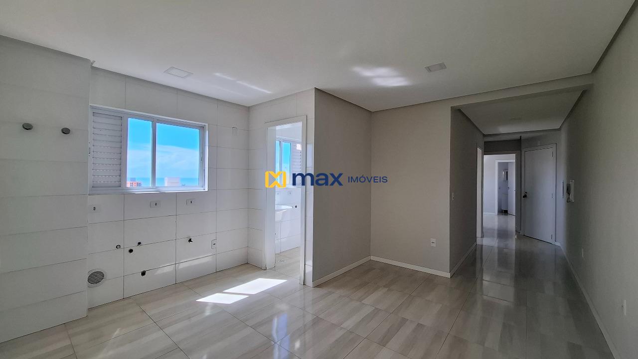 Apartamento para aluguel no Centro: Cozinha e Sala de estar integrada 