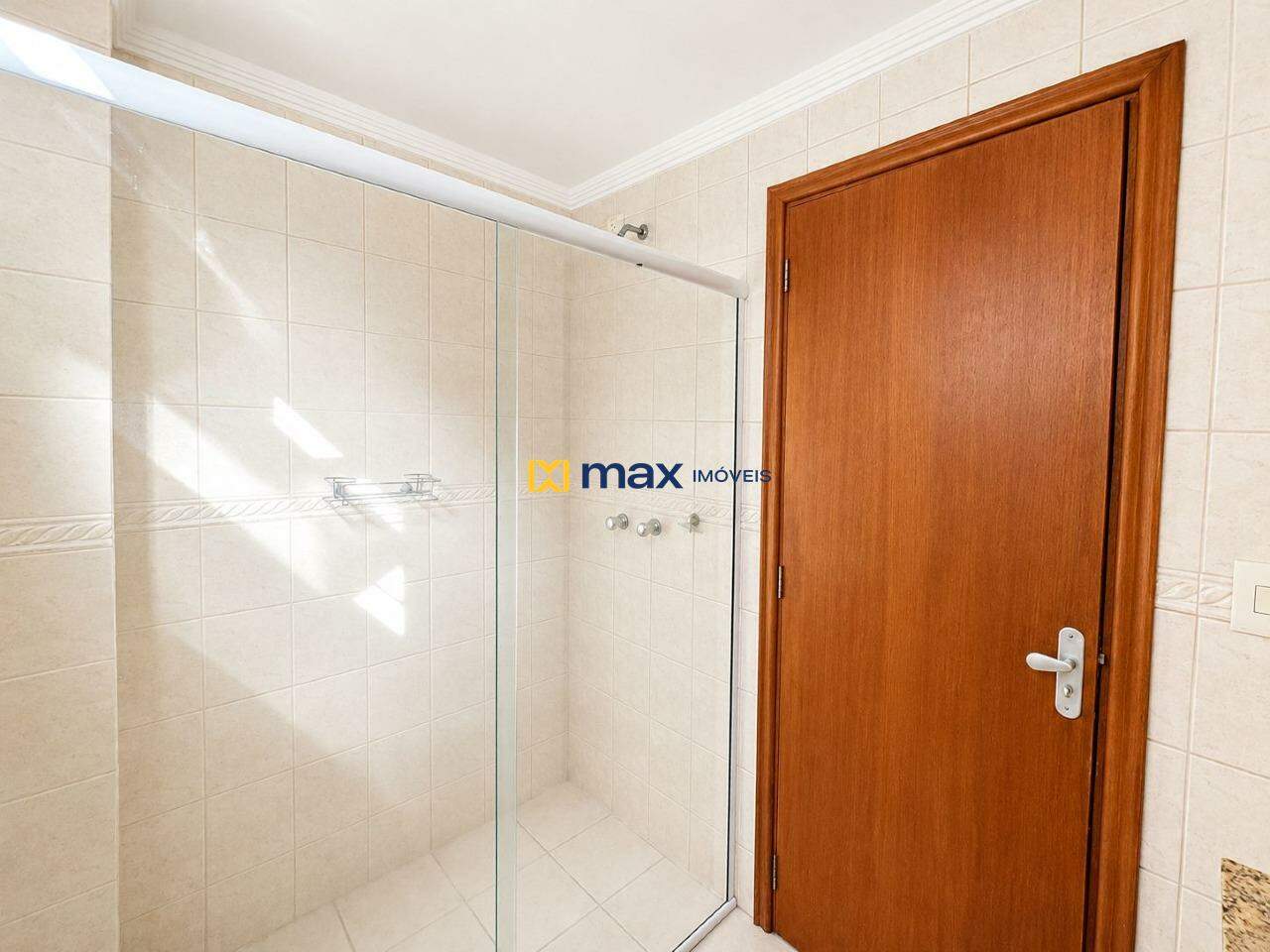 Apartamento para aluguel no Pioneiros: 