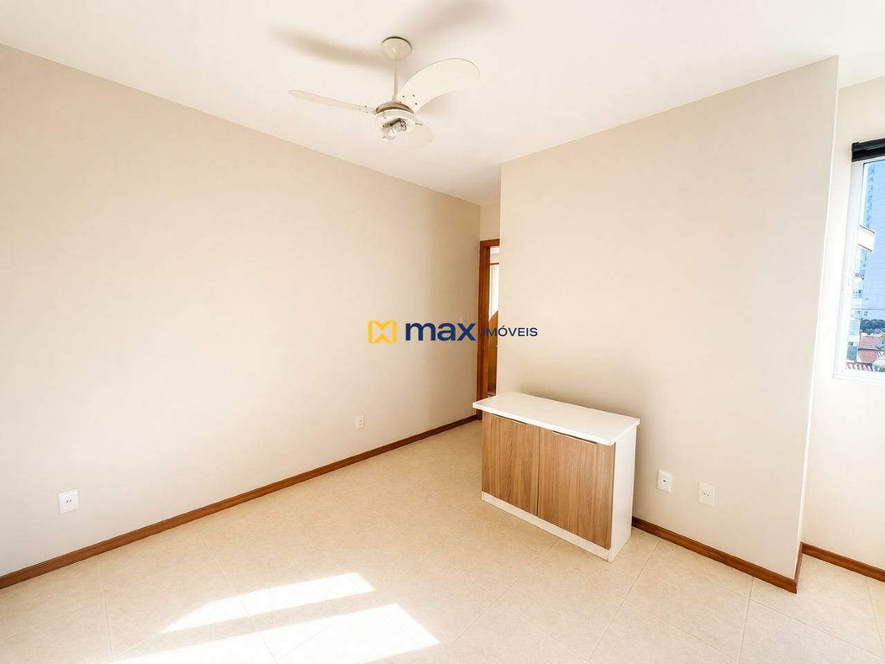 Apartamento para aluguel no Pioneiros: 
