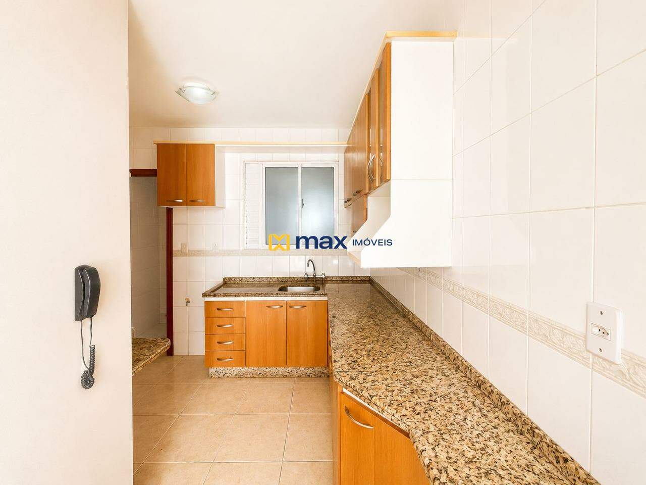 Apartamento para aluguel no Pioneiros: 