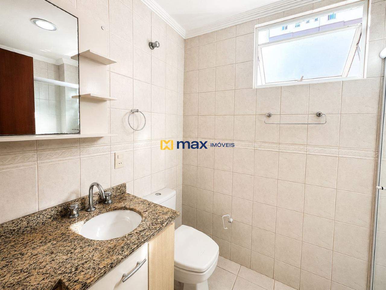 Apartamento para aluguel no Pioneiros: 