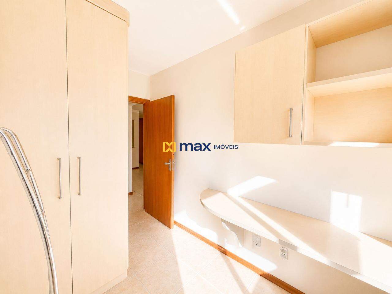 Apartamento para aluguel no Pioneiros: 
