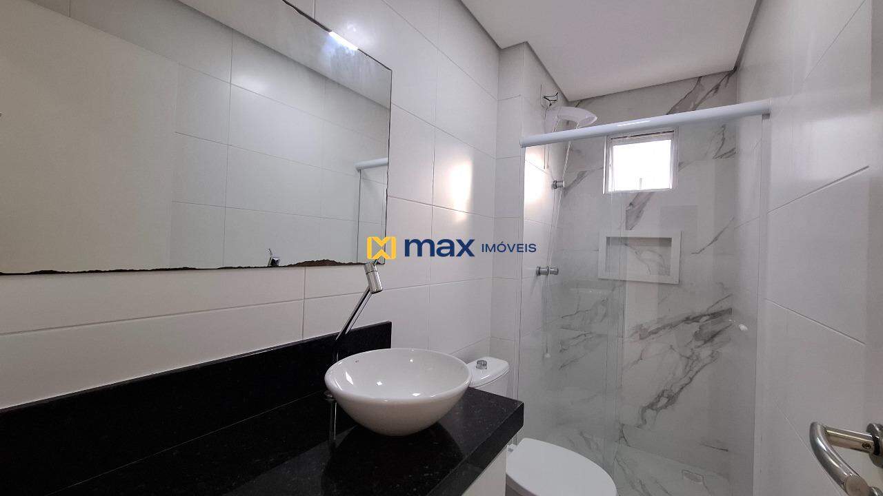 Apartamento para aluguel no São João: Banheiro Social