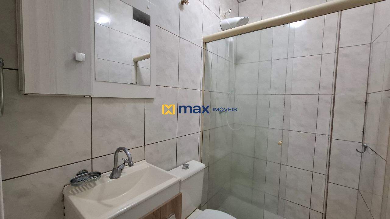 Apartamento para aluguel no Ressacada: Banheiro