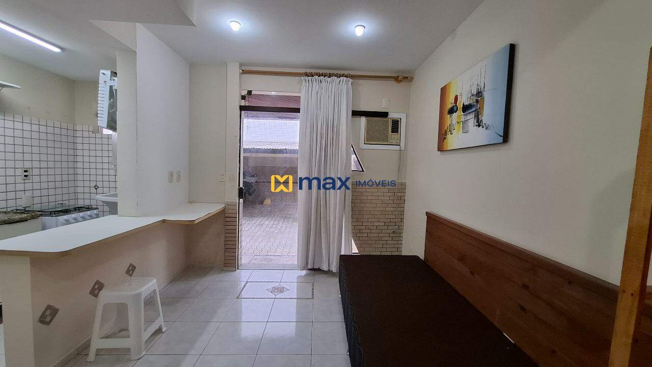 Apartamento para aluguel no Ressacada: Sala/ Quarto